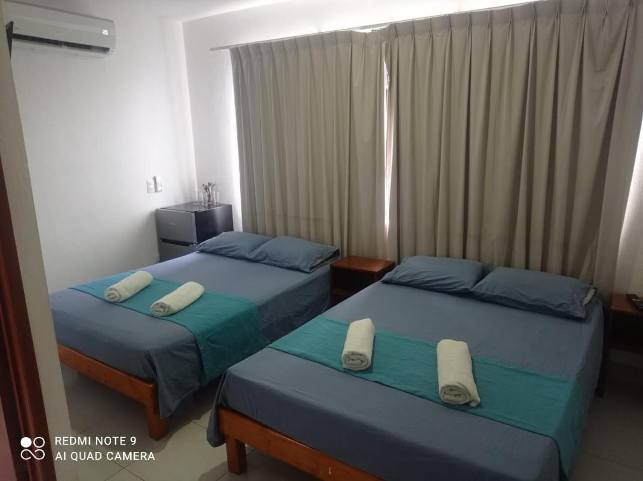 カンクン Casa De Huespedes Taino Bed & Breakfast エクステリア 写真