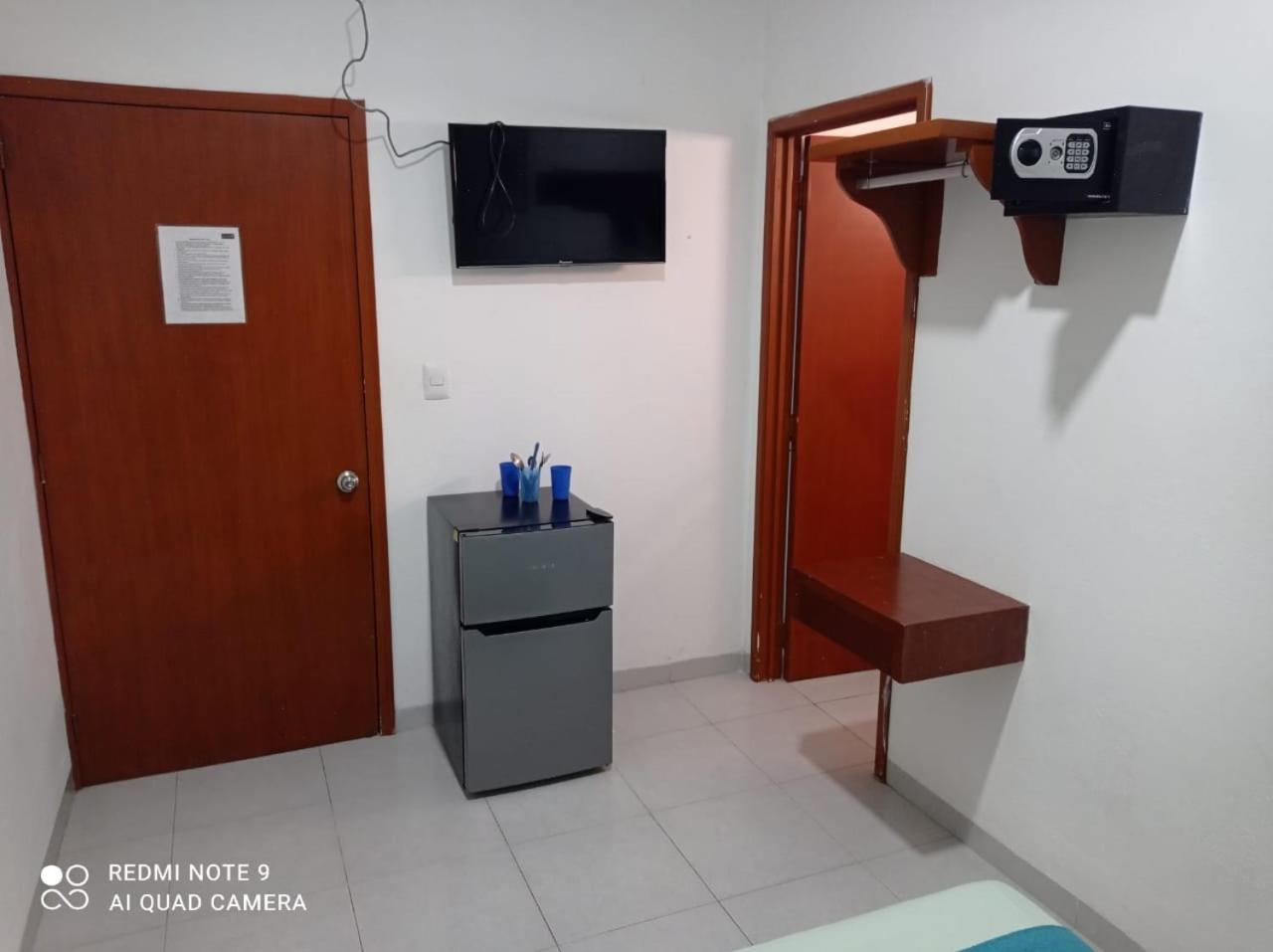 カンクン Casa De Huespedes Taino Bed & Breakfast エクステリア 写真